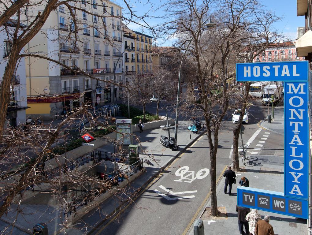 Hostal Montaloya Madrid Bagian luar foto