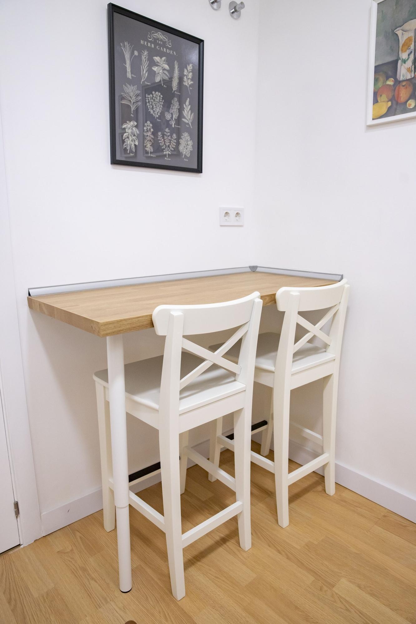 Hostal Montaloya Madrid Bagian luar foto