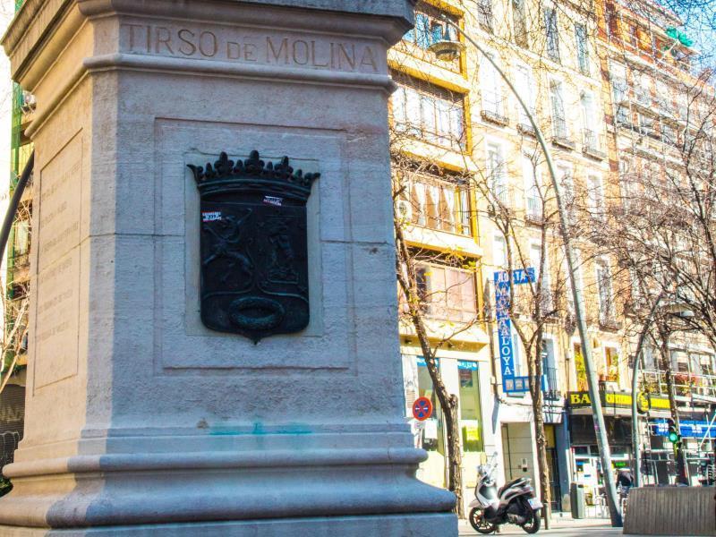 Hostal Montaloya Madrid Bagian luar foto